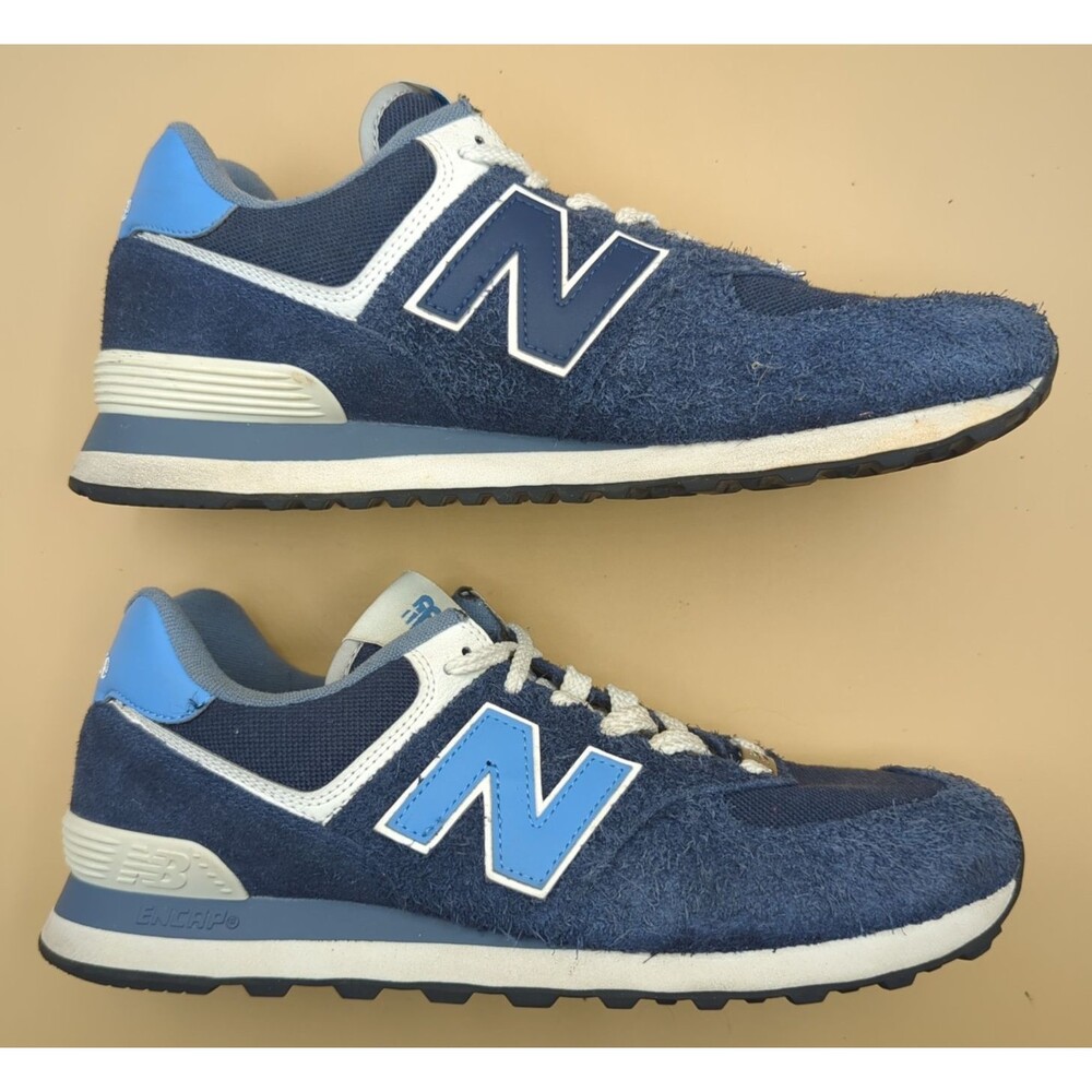 New Balance 574 Men's Navy/Light Blue Shaggy Suede Sneakers Men's Sz 10 U574EZ2
